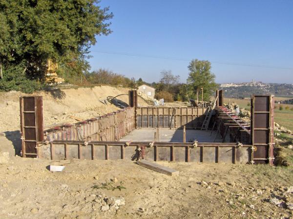 Piscine béton banché