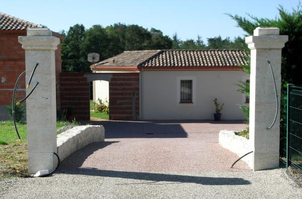 Portail entrée maison